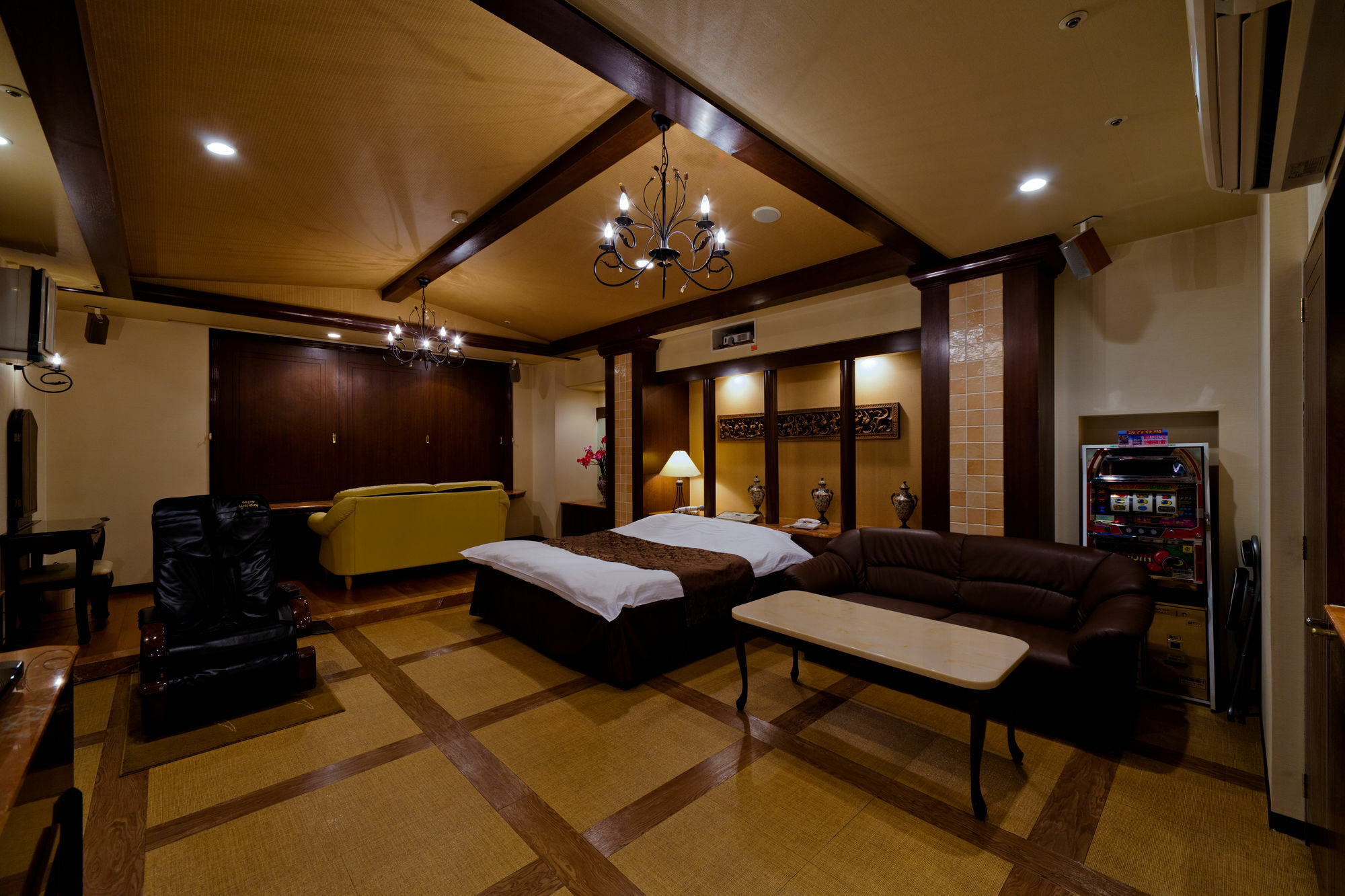 Hotel Fine Garden Toyonaka Osaka International Airport  Exteriör bild